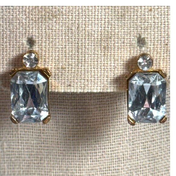 Vintage Gold-Tone Rectangular Crystal Stud Earrings Prom Formal Clear Gem Accent - Picture 2 of 5